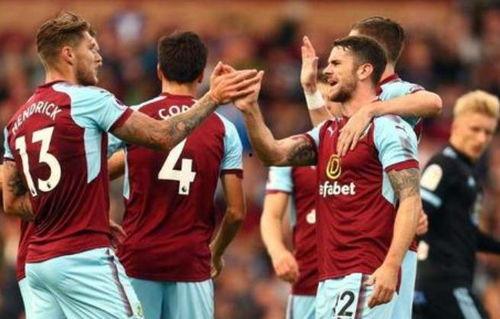 23-24赛季英超第13轮：伯恩利vs西汉姆联,铁锤帮一球小胜，巩固英超中游地位”